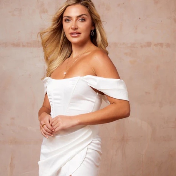 Jaded Rose 🌸Dalina🌸 - Off the Shoulder Corset Mini Dress in Ivory Satin … - Picture 12 of 14